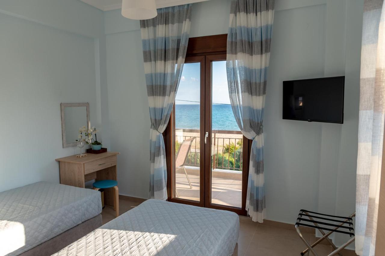 Dimi Seafront Apartment By Rentals Pro Services - Nea Moudania Exterior foto